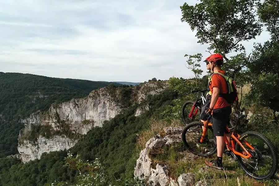 Saint Antonin Noble Val - Glamping Tente - Juliette Lavaurette